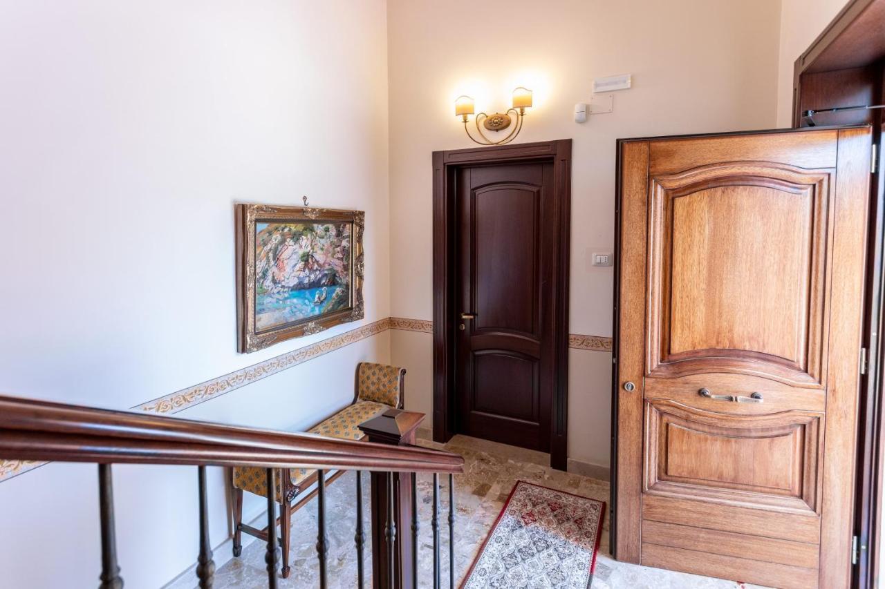 B&B Domus Japigia Удженто Екстер'єр фото